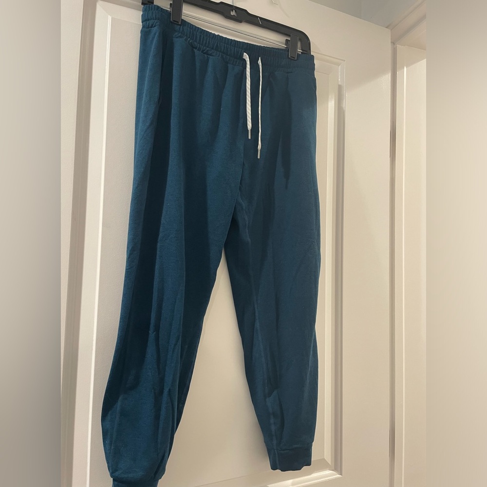 Women’s Vuori Joggers, blue, worn once, size small.